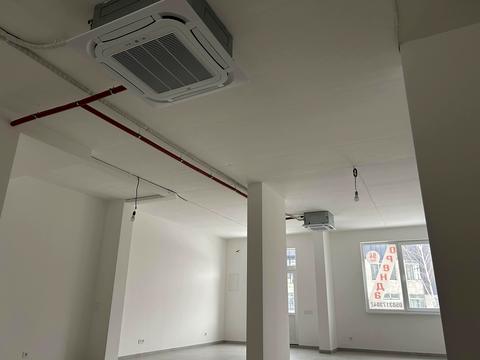 комерційна за адресою Угорська вул., 14к