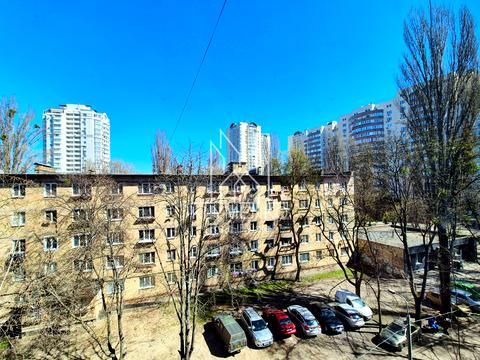 квартира за адресою Леся Курбаса просп., 9-Б