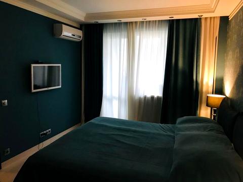 квартира за адресою Анни Ахматової вул., 43