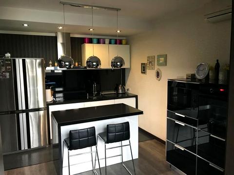 квартира за адресою Анни Ахматової вул., 43