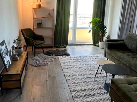 квартира за адресою Юнацька вул., 1