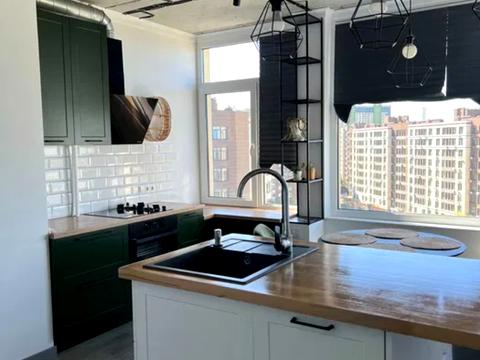 квартира за адресою Юнацька вул., 1