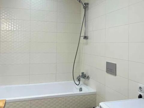 квартира за адресою Юнацька вул., 1