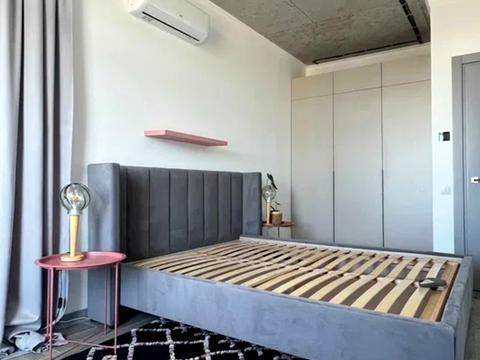 квартира за адресою Юнацька вул., 1