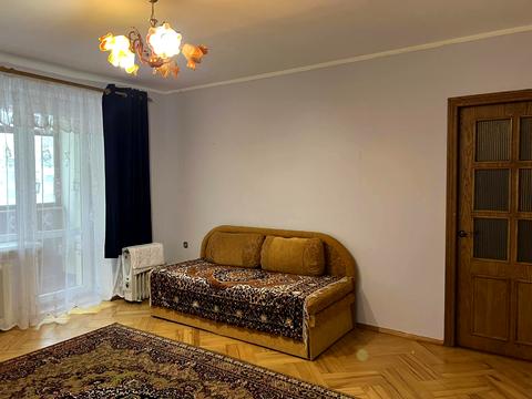 квартира за адресою Кирила Трильовського вул., 2