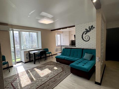 квартира за адресою Космонавтів вул., 53/1