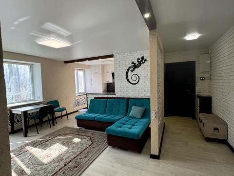 квартира за адресою Космонавтів вул., 53/1