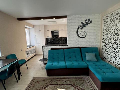 квартира за адресою Космонавтів вул., 53/1