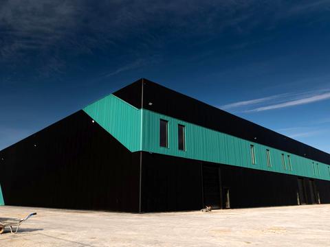 комерційна за адресою Північна вул., 1