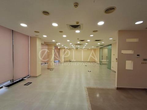 комерційна за адресою Басейна вул., 7А