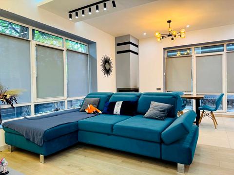 будинок за адресою Володимира Івасюка вул. (Грибоєдова)