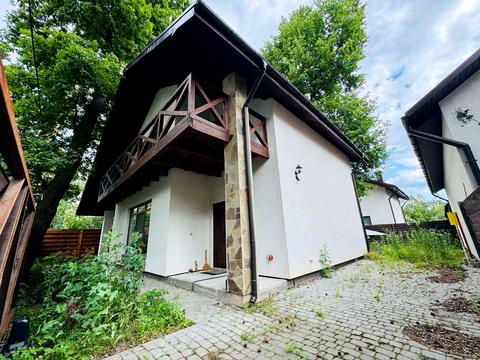 будинок за адресою Володимира Івасюка вул. (Грибоєдова)