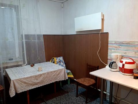 комерційна за адресою Кулишівська вул. (Сергія Лазо), 1