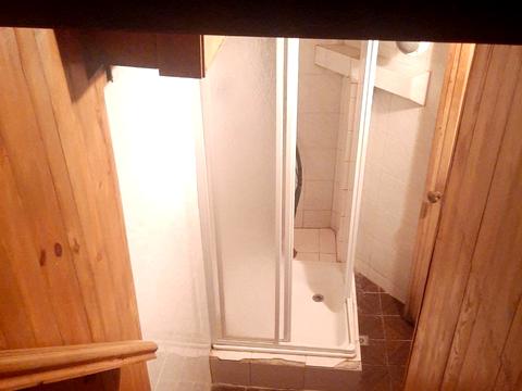 комерційна за адресою Кулишівська вул. (Сергія Лазо), 1