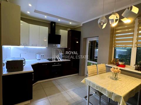 будинок за адресою Зоряна, 4