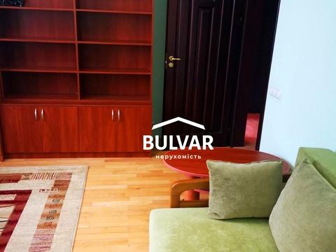 квартира за адресою Бориса Чичибабіна вул., 7а