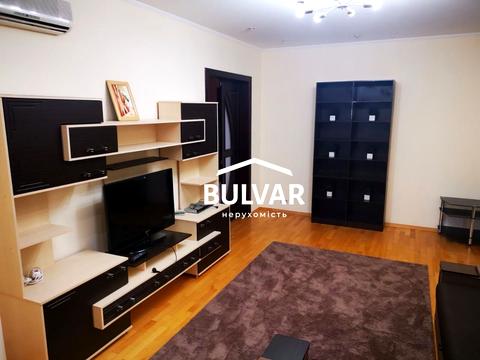 квартира за адресою Бориса Чичибабіна вул., 7а