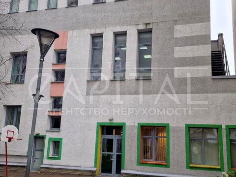коммерческая по адресу Николая Михновского бульв. (Дружбы народов), 14-16