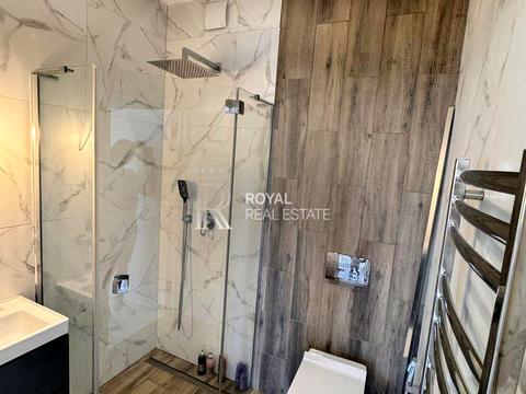 будинок за адресою Озерна