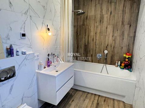 будинок за адресою Озерна