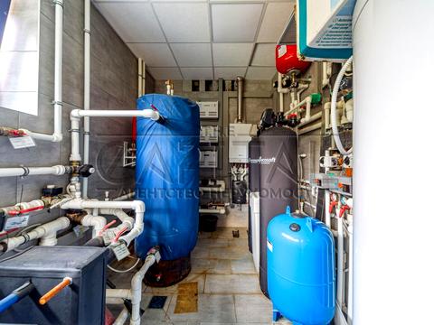 будинок за адресою Набережна вул.