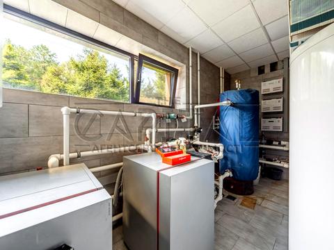 будинок за адресою Набережна вул.