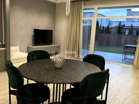 будинок за адресою Озерна