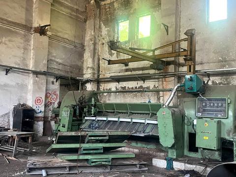 комерційна за адресою і.франка, 7