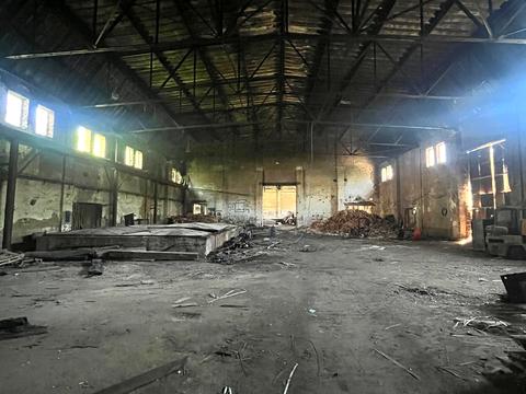 комерційна за адресою і.франка, 7