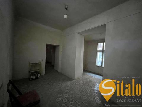 комерційна за адресою Шептицьких вул., 21