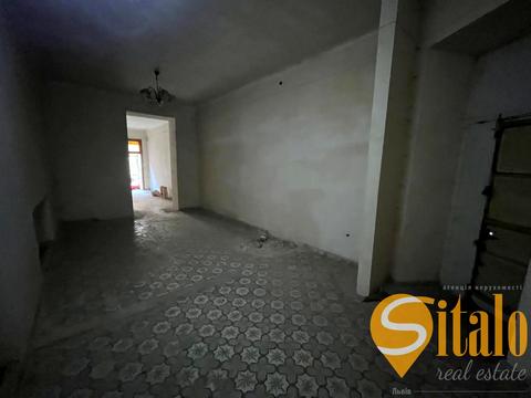 комерційна за адресою Шептицьких вул., 21