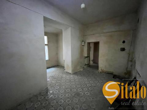 комерційна за адресою Шептицьких вул., 21