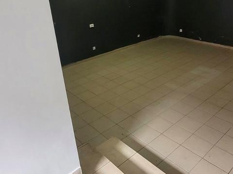комерційна за адресою Подільська вул., 161