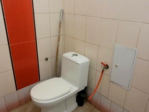 комерційна за адресою Подільська вул., 161