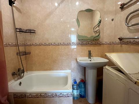 квартира за адресою Михайла Драгоманова вул. (Димитрова), 33-А