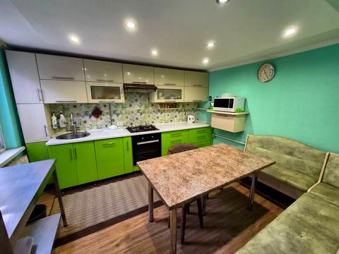 будинок за адресою Бориса Мозолевського вул. (Чередниченка)