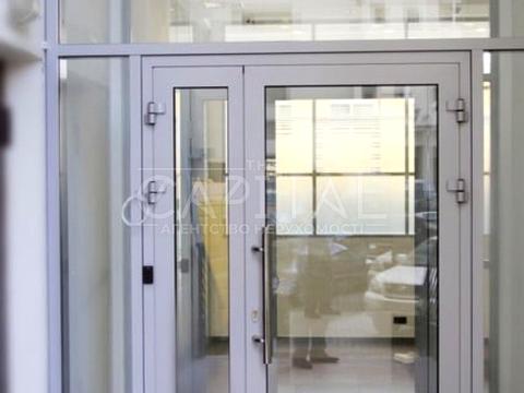 коммерческая по адресу Евгения Коновальца ул. (Щорса), 44-А