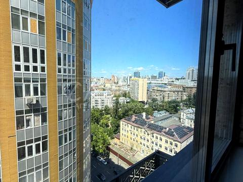 коммерческая по адресу Антоновича ул. (Горького), 74