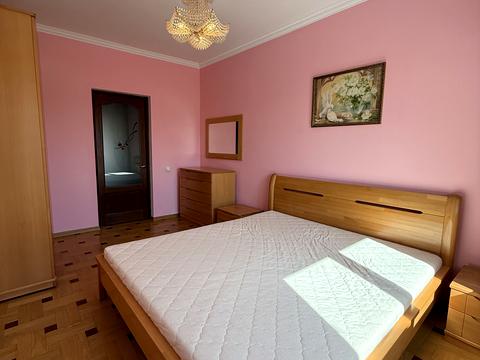 квартира за адресою В'ячеслава Чорновола вул. (), 26