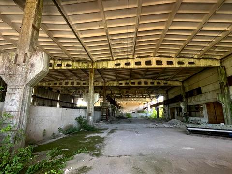 комерційна за адресою Івана Франка вул., 7