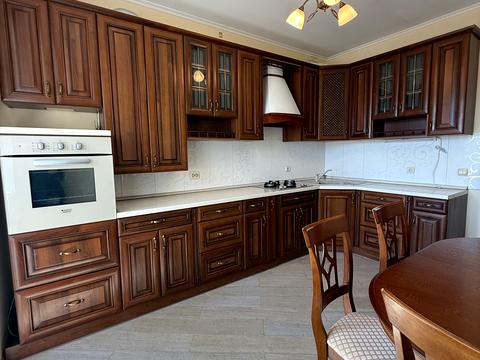 квартира за адресою В'ячеслава Чорновола вул. (), 26