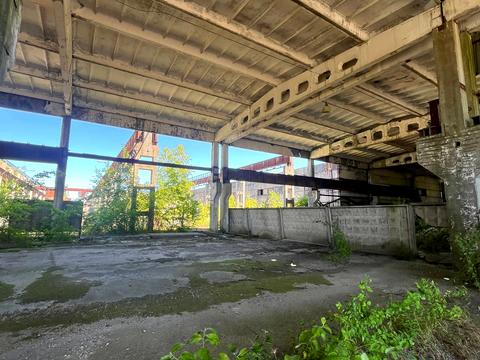 комерційна за адресою Івана Франка вул., 7