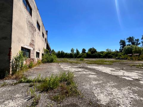 комерційна за адресою Івана Франка вул., 7