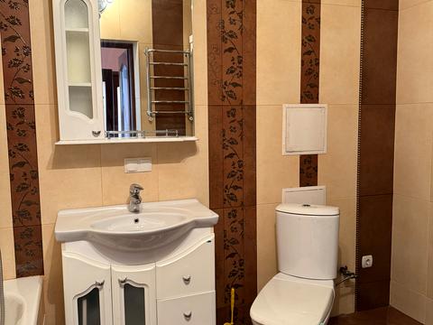 квартира за адресою В'ячеслава Чорновола вул. (), 26