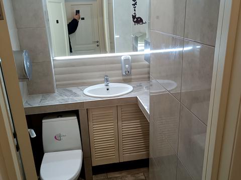 комерційна за адресою Вітянська вул., 2-А