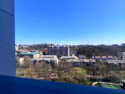 квартира за адресою Андрія Верхогляда вул. (Михайла Драгомирова), 5