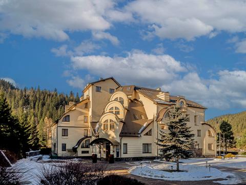 комерційна за адресою с. Микуличин, Грушевського вул., 2А