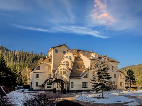 комерційна за адресою с. Микуличин, Грушевського вул., 2А