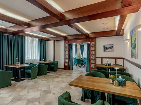 комерційна за адресою с. Микуличин, Грушевського вул., 2А