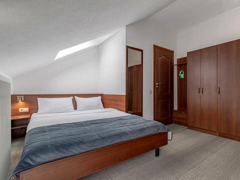 комерційна за адресою с. Микуличин, Грушевського вул., 2А